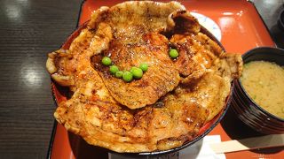 豚丼は美味だが少し高め