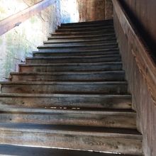 城壁へ上がる階段