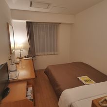 部屋の様子。綺麗なシングルルームです。