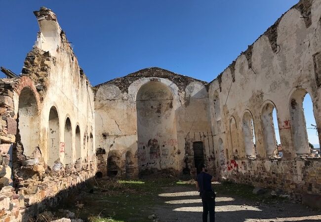 丘の上の教会跡