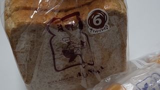 浅野屋上野店　グラハムブレッドを購入