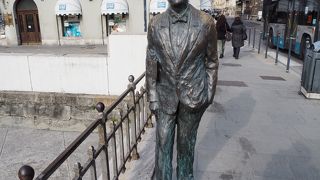 ジェームス ジョイス像