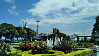 日本への思いやる心が表れている銅像