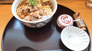 庭が素晴らしい「蕎麦と日本料理　驚」　KYO　月寒西1