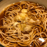 お蕎麦屋さんのボリュームランチ