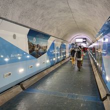 乗り場への通路