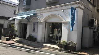 少し離れたところ