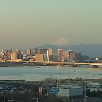 西向き部屋からは富士山が見えます