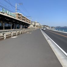 江ノ島側から歩いて