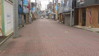 人通りは少なく銀座という名前が切ない