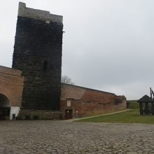 ヘプ城黒塔