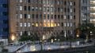 大川沿いの素敵なフレンチレストラン・ルポンドシェル