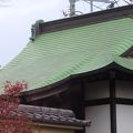 境川近くのお寺