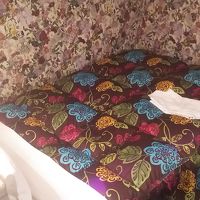 セミダブルのベッドです