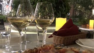 夜のテラス席がオススメ