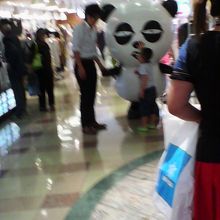 イベント中で京成線のマスコット（京成パンダ）がいました
