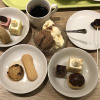 夕食バイキングのデザート