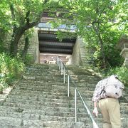 日本三奇の神社の一つ