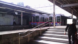 地味ですが、あの寅さんも乗った電車と思うといとおしく感じます