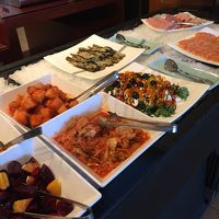 ラウンジの食べ物