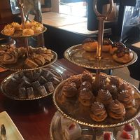 ラウンジのスイーツタイム