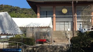 境内までの直線