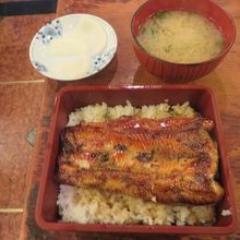 鰻重（小）です