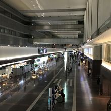 出発ターミナルフロア