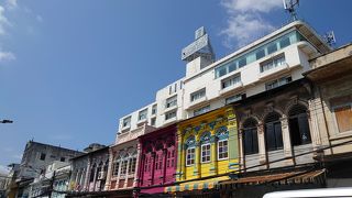 カラフルな街並み