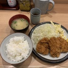 とんかつ定食