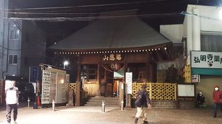 小ぶりだけど、桜の名所