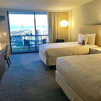 清潔感あるシックな造り