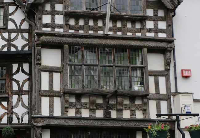 ハーヴァード ハウス