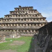 古代球戯場発祥の地