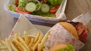 ベティーズバーガー (サーファーズパラダイス店) 