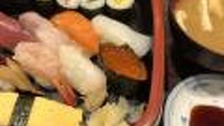 ランチタイムに。