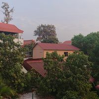 ２Ｆの部屋から、南側のワットボーの屋根が少し見える。