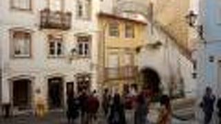 アルメディーナ門