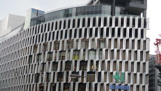 新幹線で東京に行く前に寄ってみました