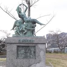 モニュメント①