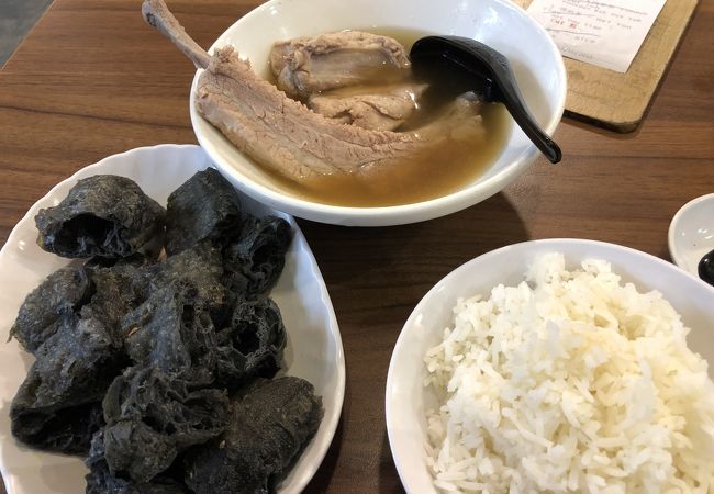 こんなパクテー初めて食べました