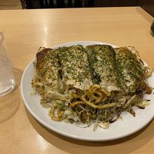 肉玉そばにイカ天トッピングでいただきました