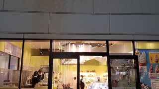 アウトレット内のゆめ牧場セレクトショップ