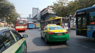 市内の移動手段で活用できます。