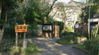 茅葺屋根の古民家と共に農村の生活を見てきました