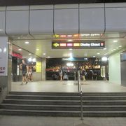 夜のドービー ゴート駅