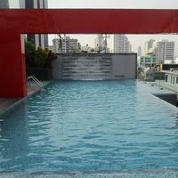 クリスマスシーズンのフォー ポインツ バイ シェラトン バン