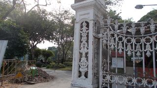 王宮地区にあります。