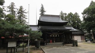 境内に建つ見ごたえのある本殿は、国の重要文化財に指定されています。