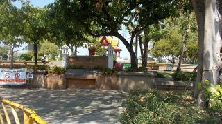 旧市街地の北のエリアにあります。